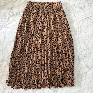 Leopard Maxi Skirt Sz Medium